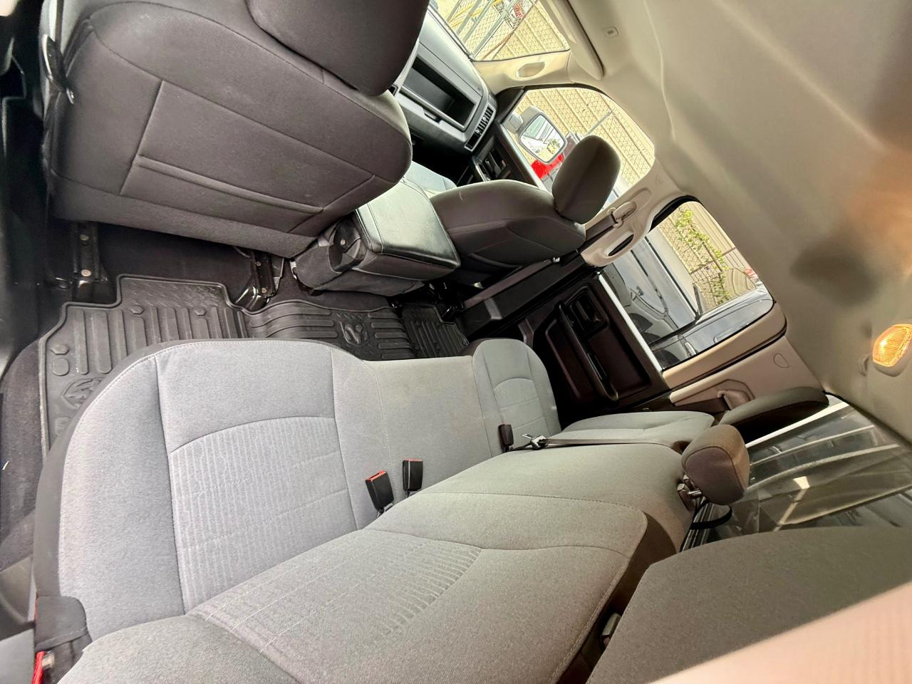 RAM 1500 Classic Tradesman Quad Cab 4WD 2022