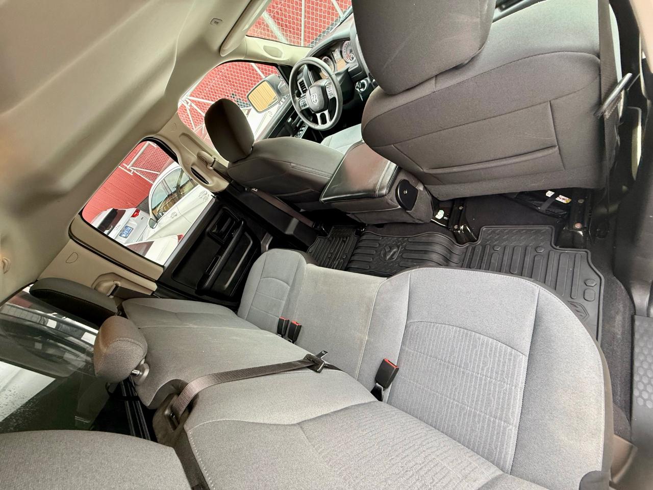 RAM 1500 Classic Tradesman Quad Cab 4WD 2022