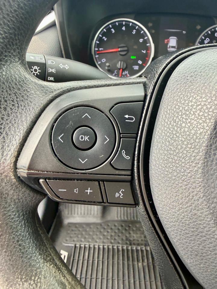 Toyota RAV4 LE AWD 2019