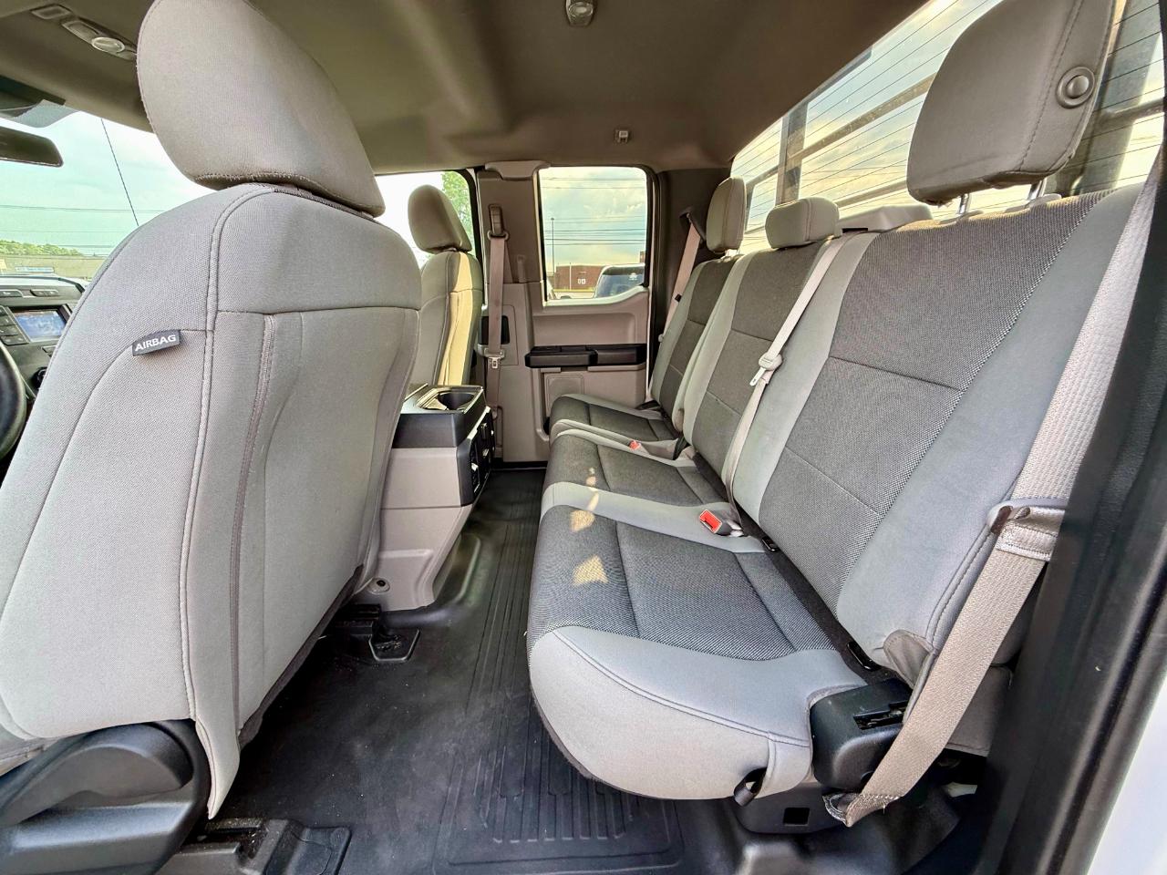 Ford F-150 XL SuperCab 4WD 2019