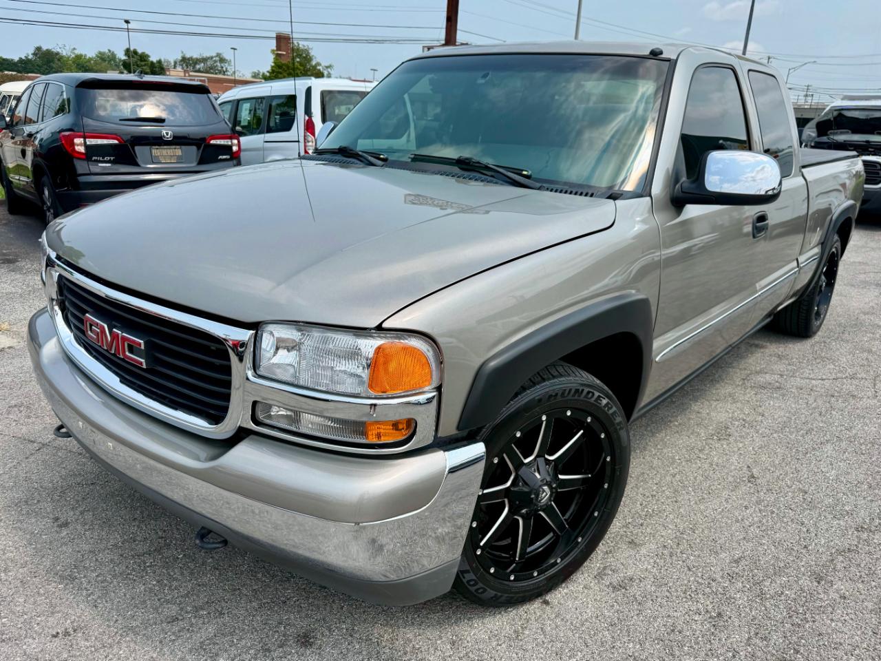 GMC Sierra 1500 SL Ext. Cab Short Bed 2WD 2002