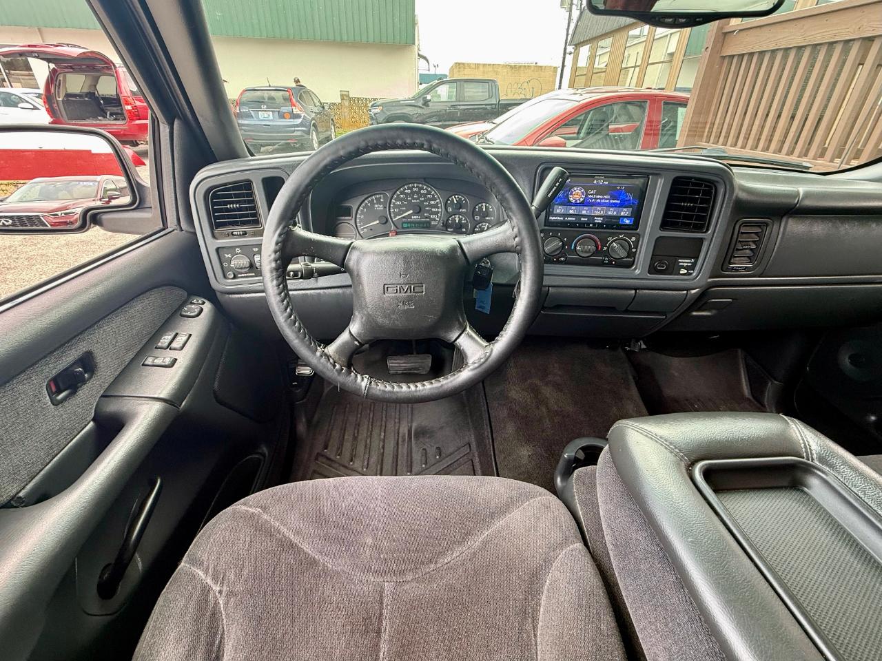 GMC Sierra 1500 SL Ext. Cab Short Bed 2WD 2002