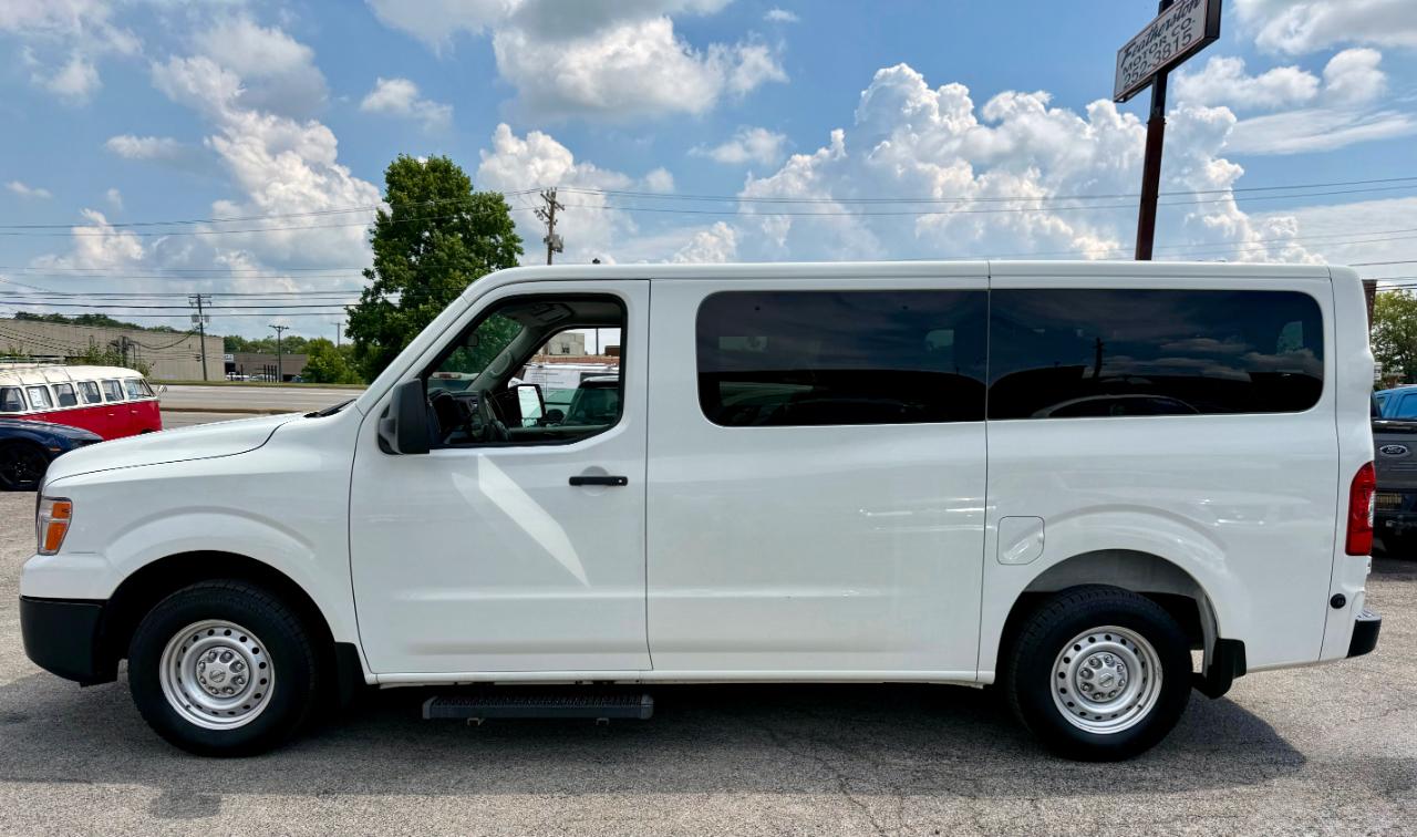 Nissan NV Passenger  2016
