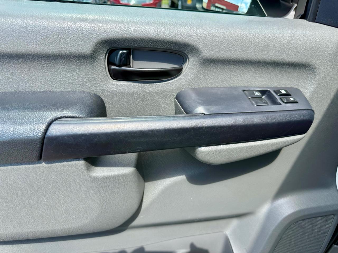 Nissan NV Passenger  2016