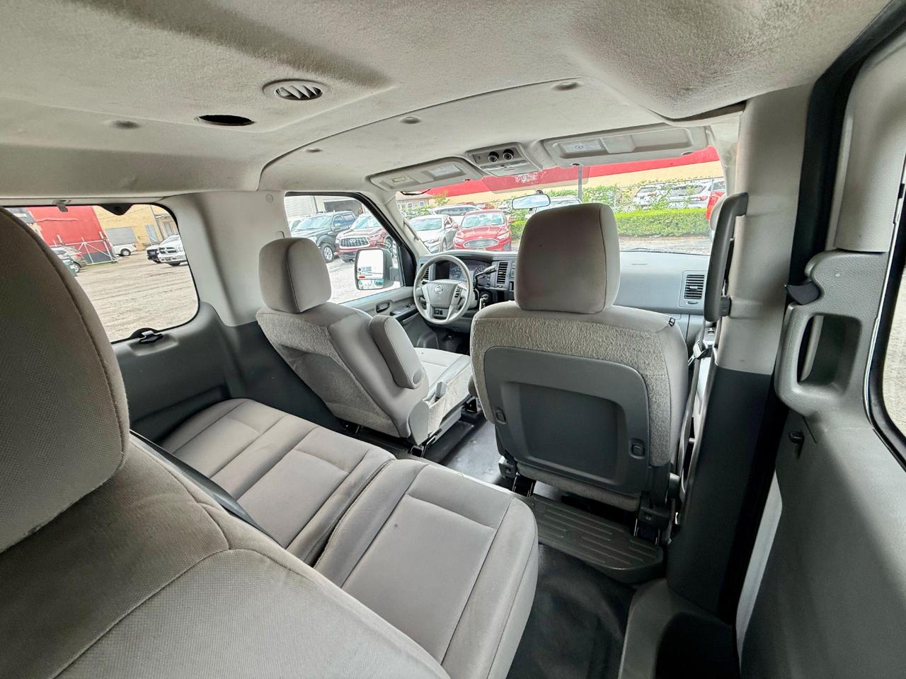 Nissan NV Passenger  2016