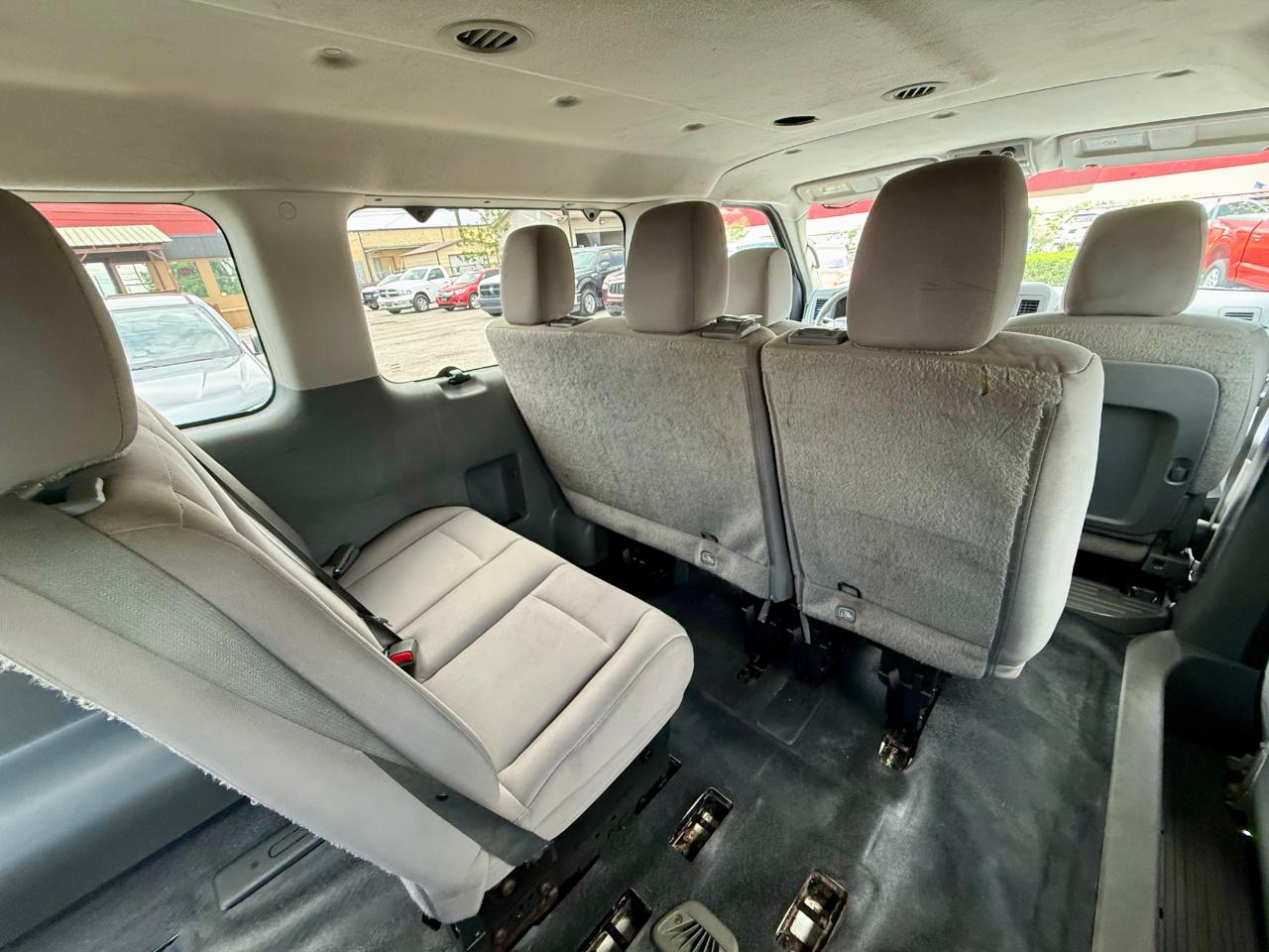 Nissan NV Passenger  2016