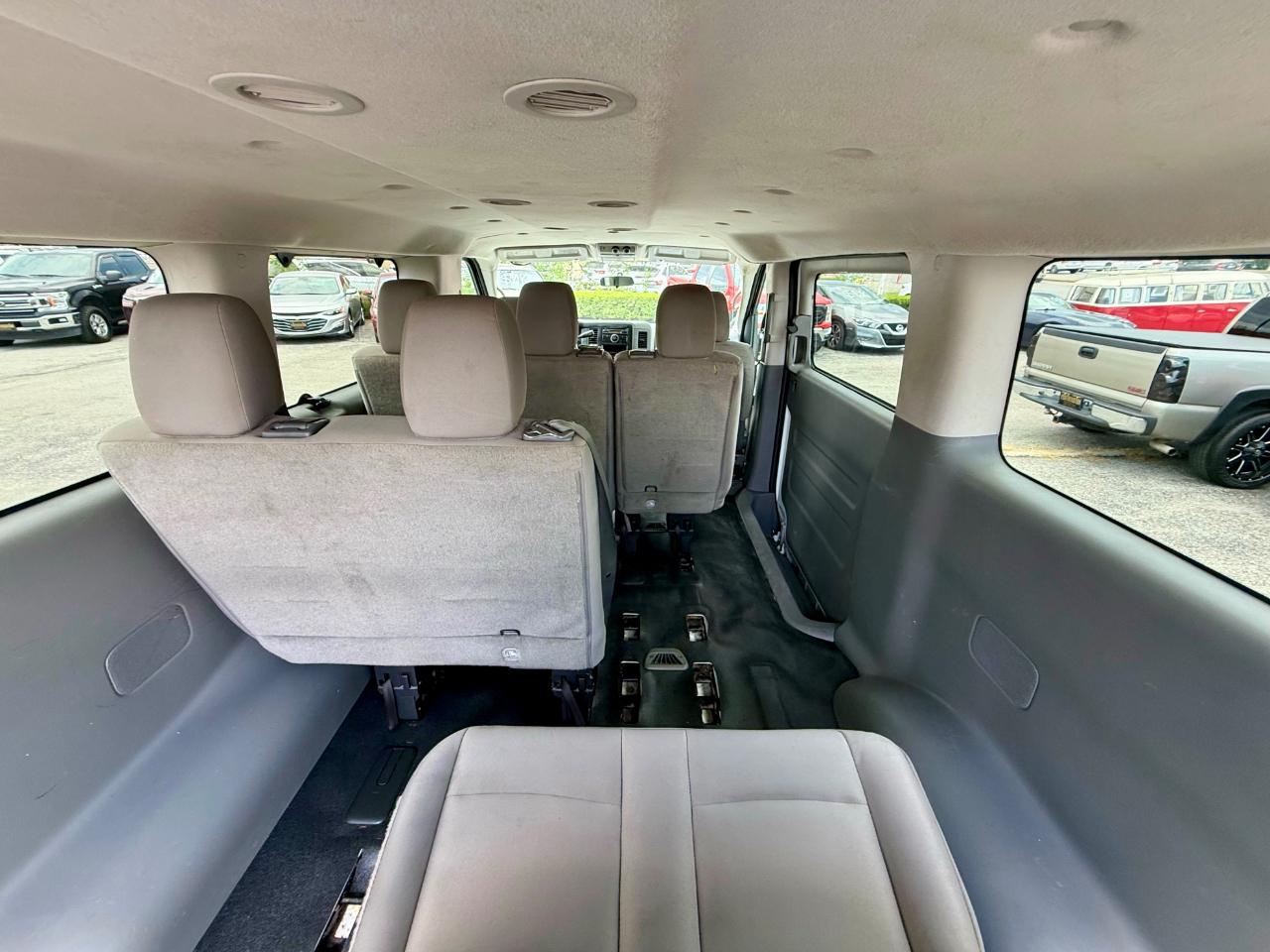 Nissan NV Passenger  2016