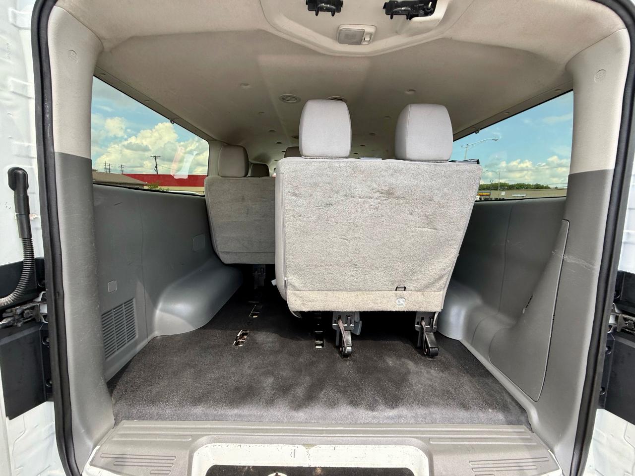 Nissan NV Passenger  2016
