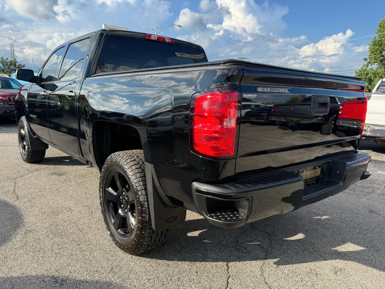 Chevrolet Silverado 1500 Custom Crew Cab 4WD 2018