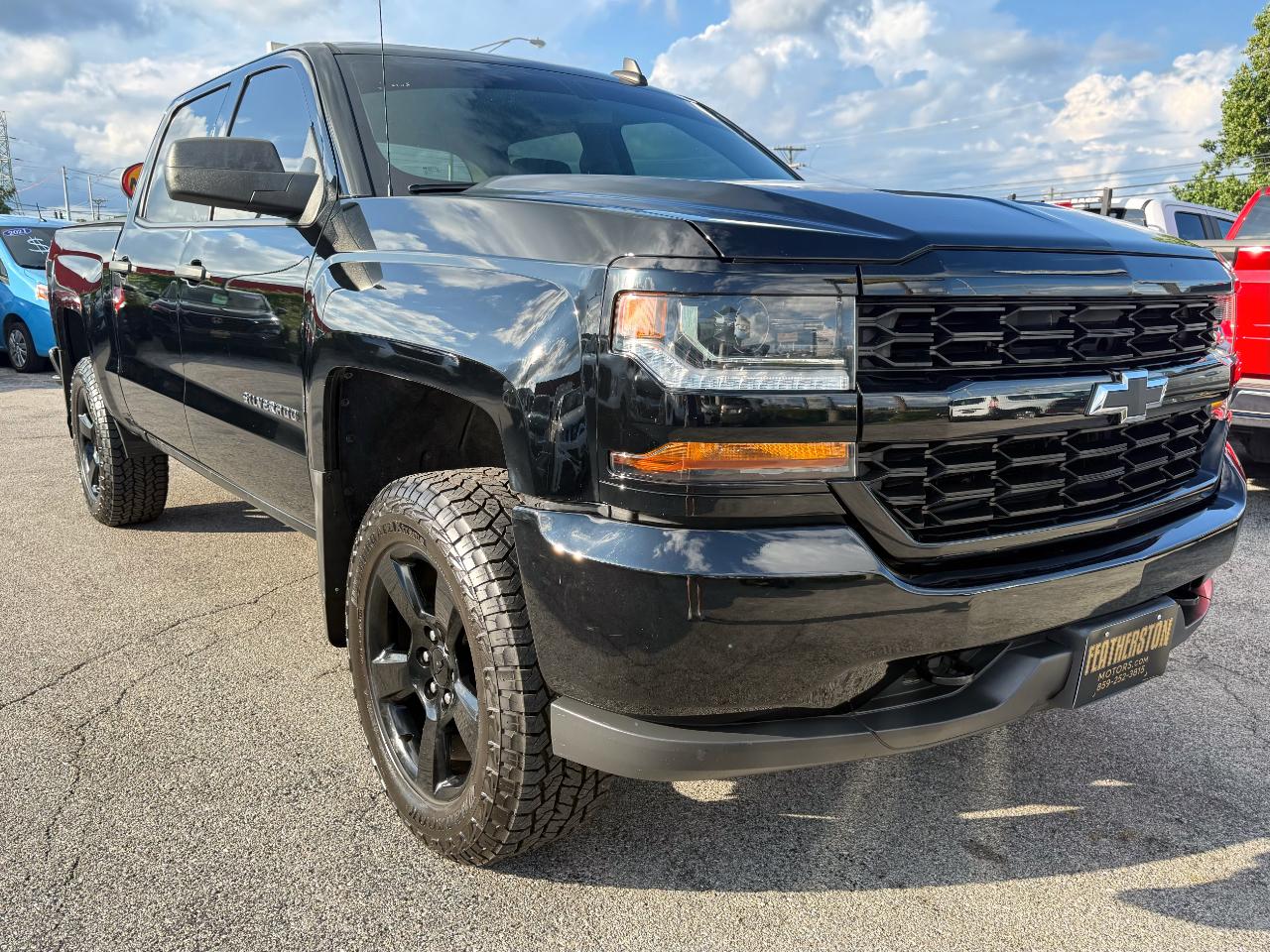 Chevrolet Silverado 1500 Custom Crew Cab 4WD 2018