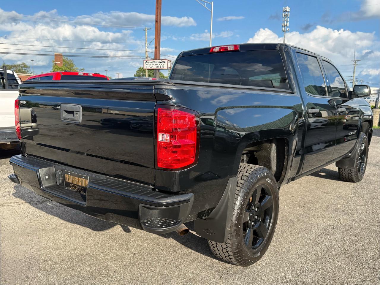 Chevrolet Silverado 1500 Custom Crew Cab 4WD 2018