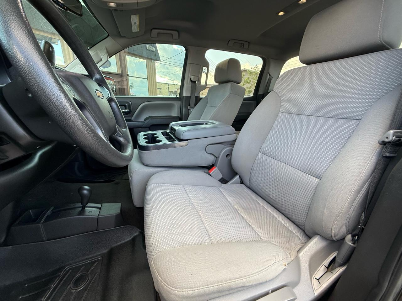 Chevrolet Silverado 1500 Custom Crew Cab 4WD 2018