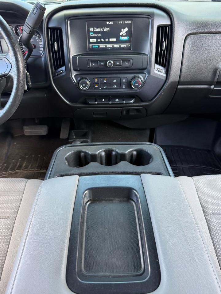 Chevrolet Silverado 1500 Custom Crew Cab 4WD 2018