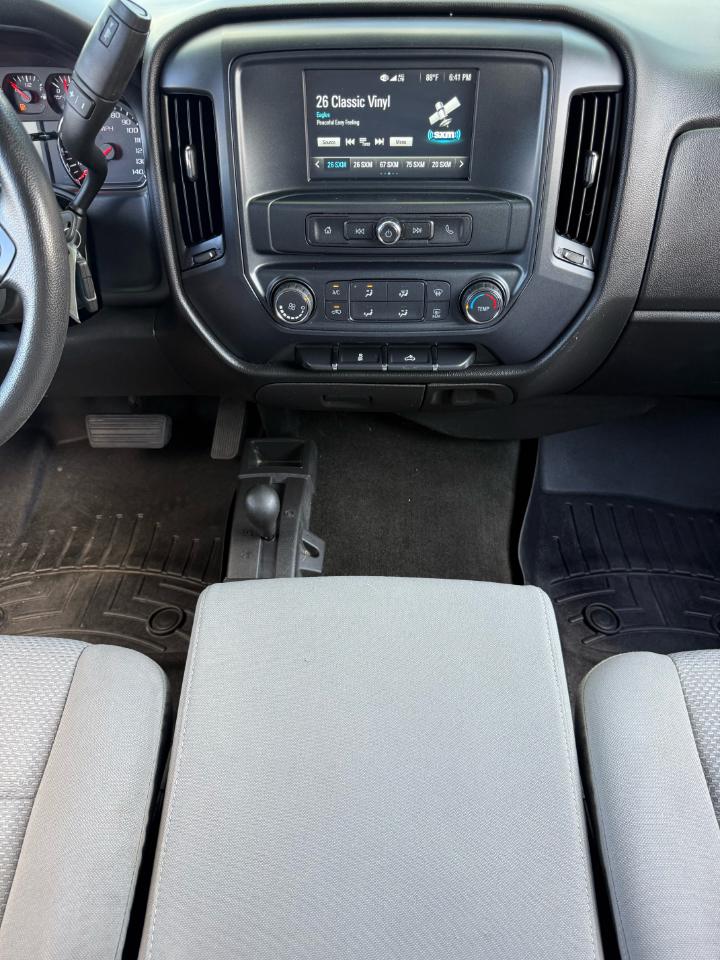 Chevrolet Silverado 1500 Custom Crew Cab 4WD 2018