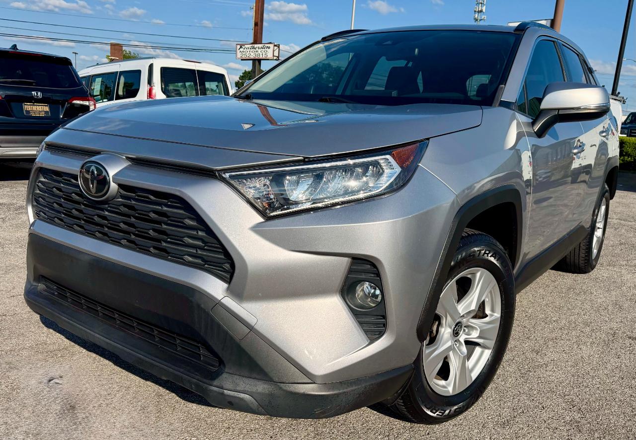 Toyota RAV4 XLE 2021
