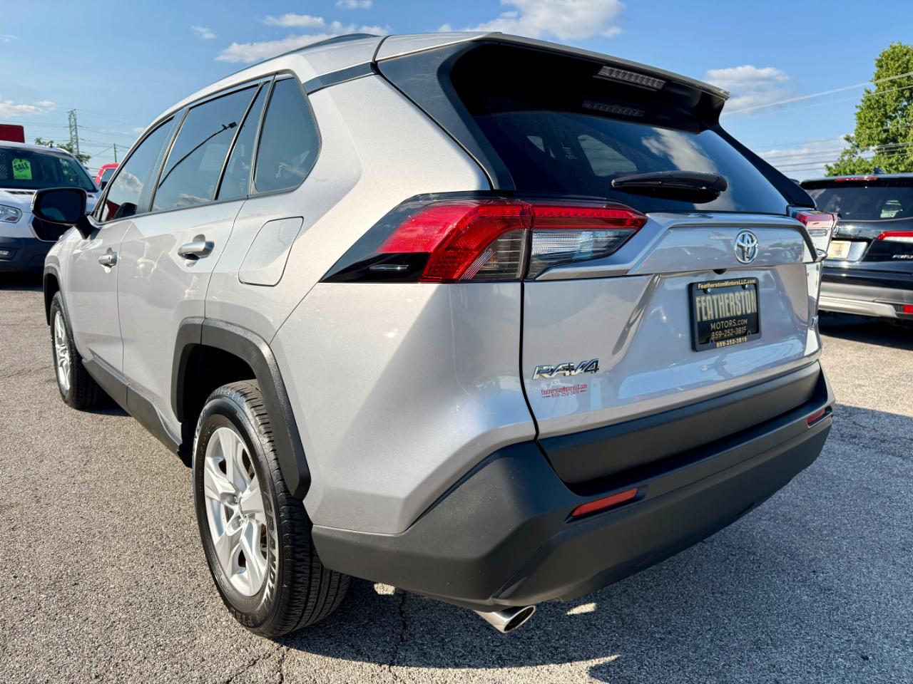 Toyota RAV4 XLE 2021