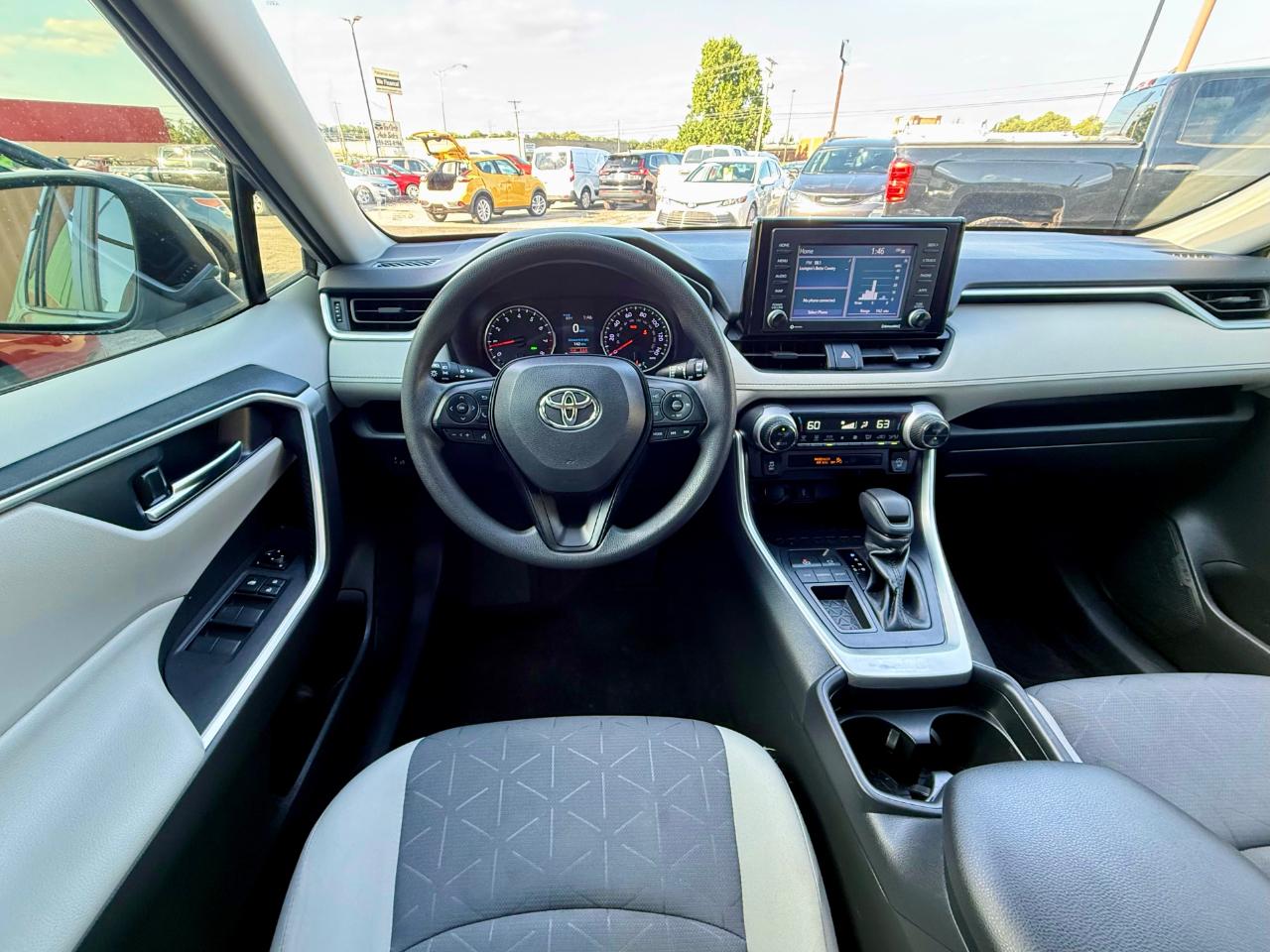 Toyota RAV4 XLE 2021