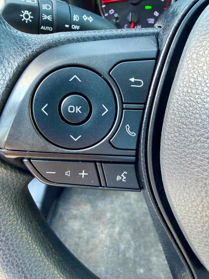 Toyota RAV4 XLE 2021