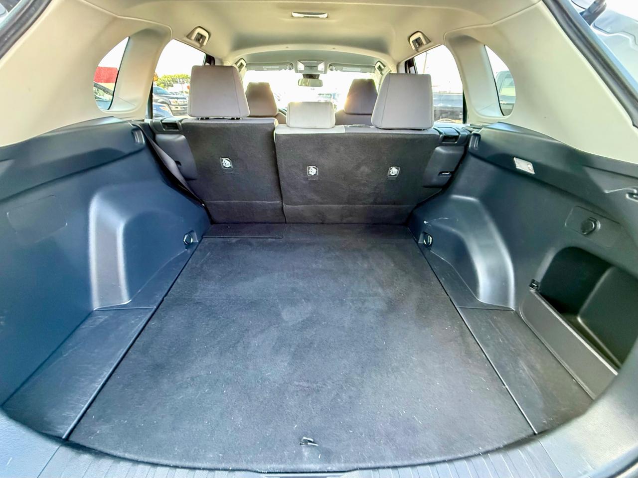 Toyota RAV4 XLE 2021