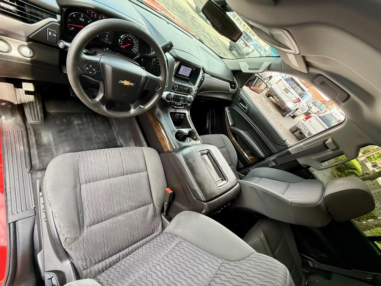 Chevrolet Tahoe 4dr LS 2015