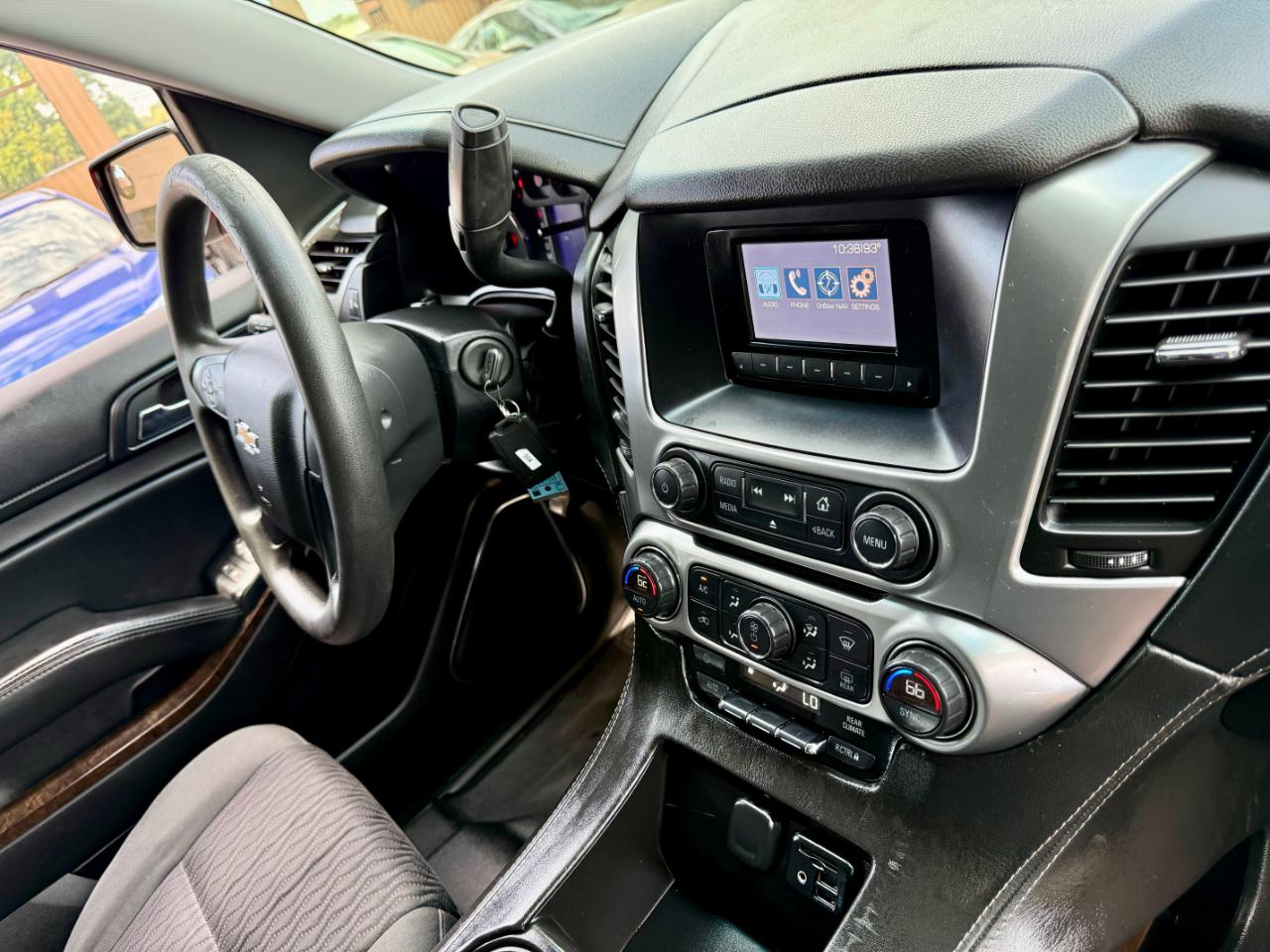 Chevrolet Tahoe 4dr LS 2015