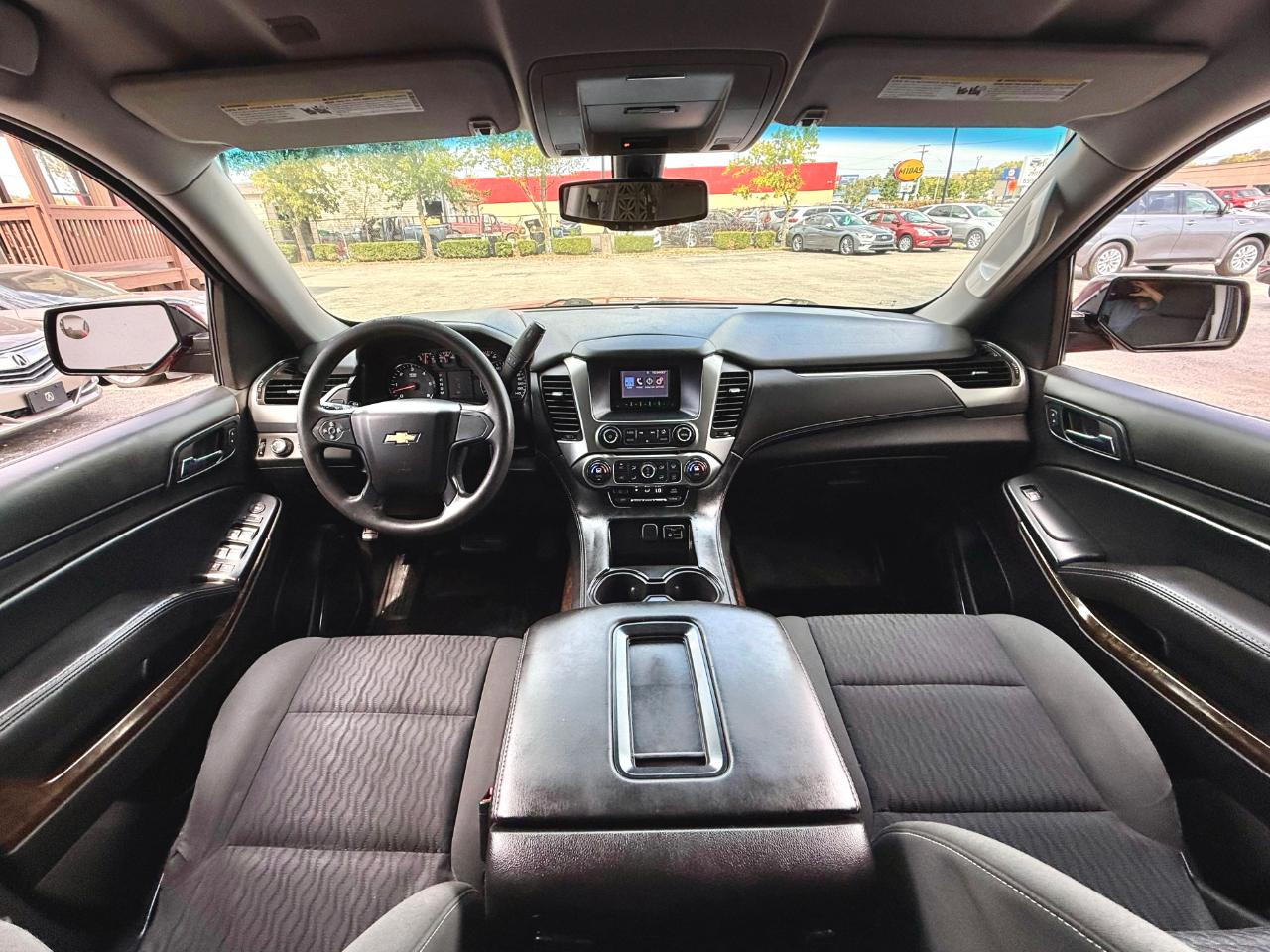 Chevrolet Tahoe 4dr LS 2015