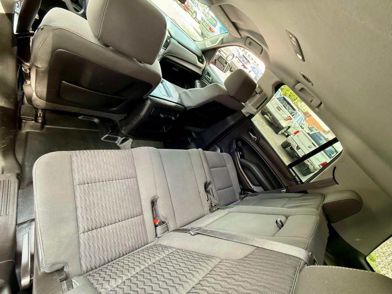 Chevrolet Tahoe 4dr LS 2015