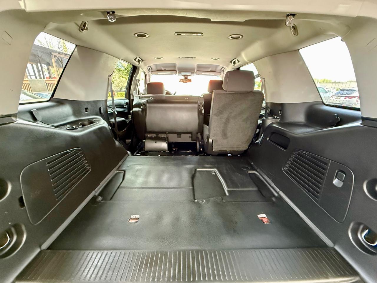 Chevrolet Tahoe 4dr LS 2015