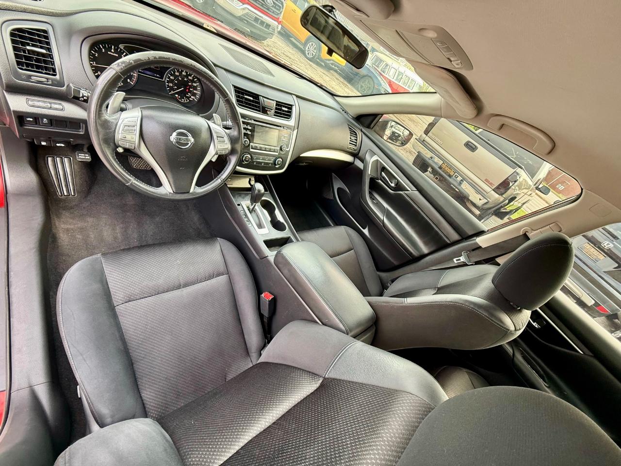 Nissan Altima 2.5 SR 2017