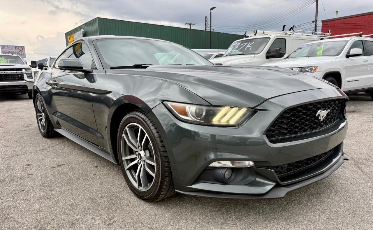 Ford Mustang EcoBoost Coupe 2015