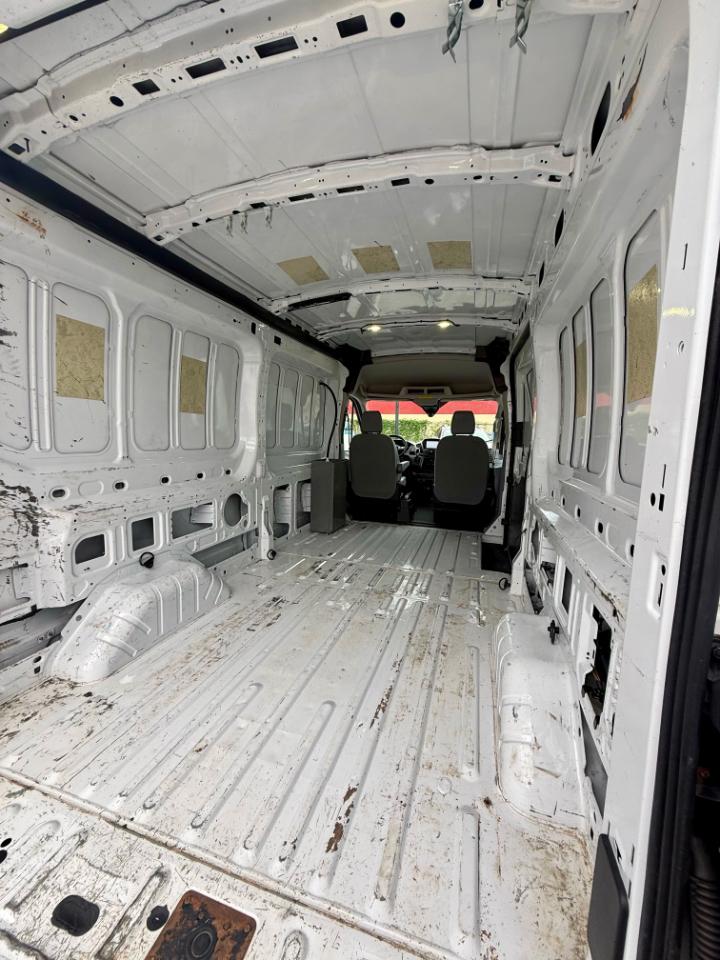 Ford Transit 250 Van Med. Roof w/Sliding Pass. 148-in. WB 2017