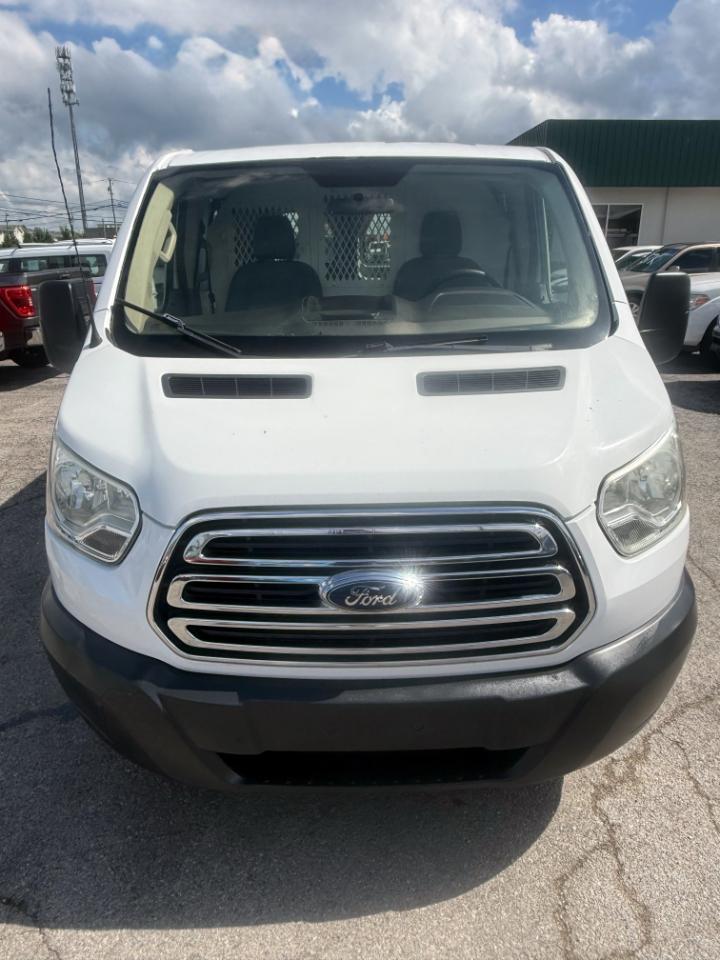Ford Transit 250 Van Low Roof 60/40 Pass.130-in. WB 2015