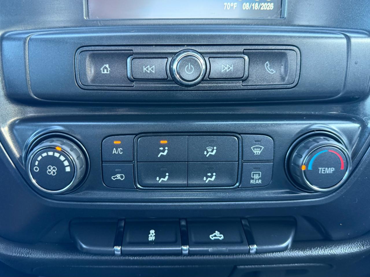 Chevrolet Silverado 1500  2018