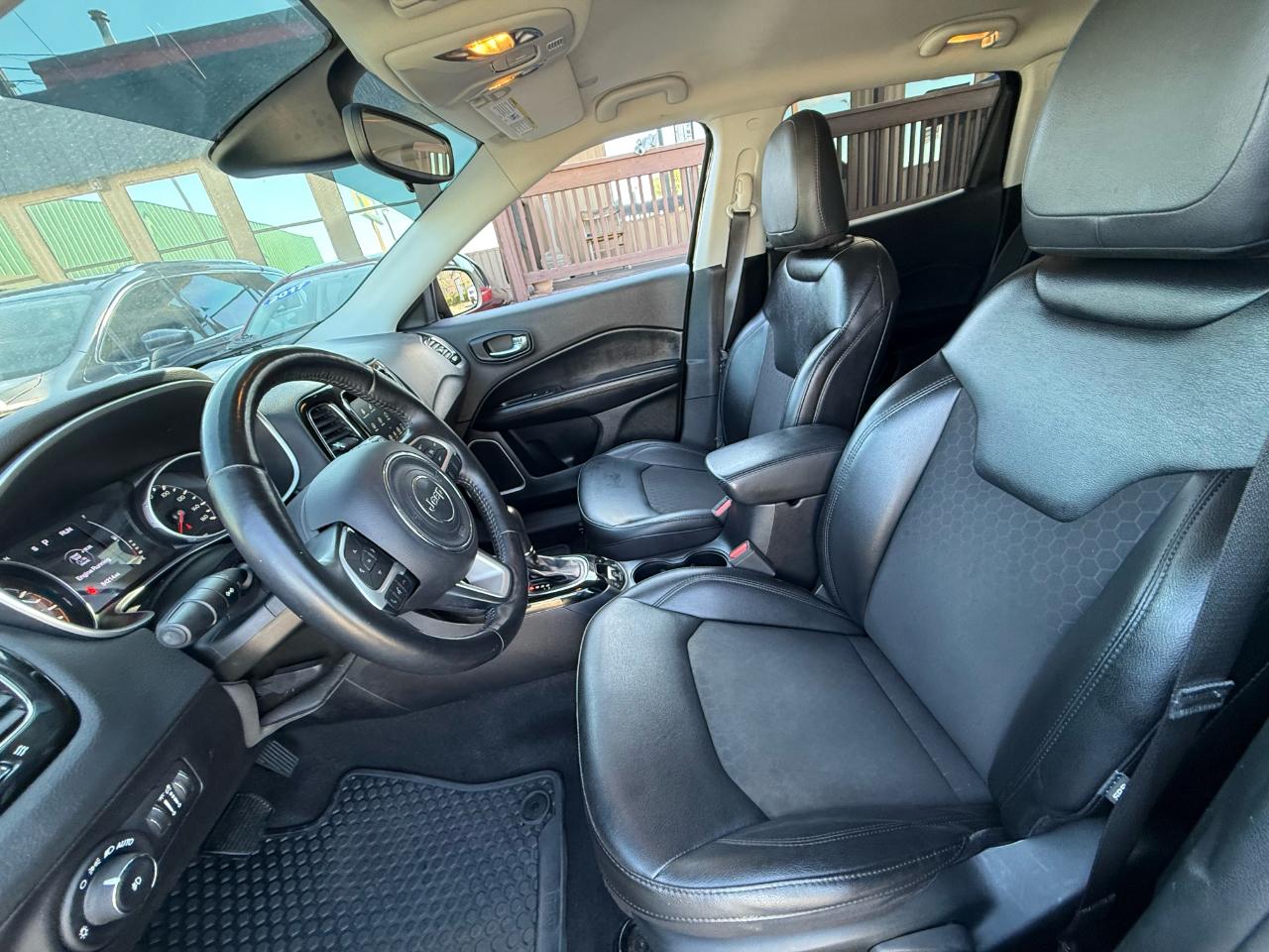 Jeep Compass Latitude FWD 2020
