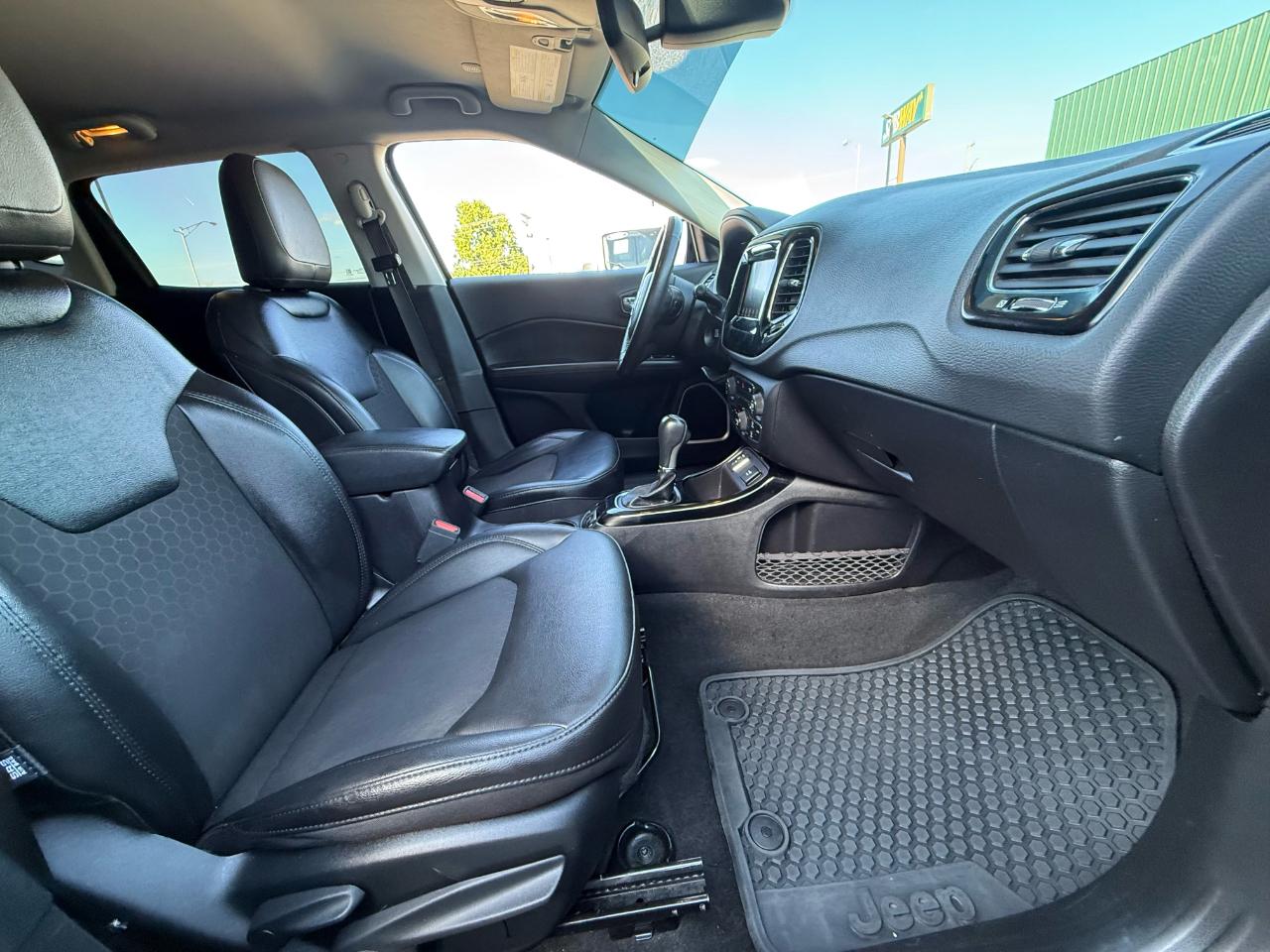 Jeep Compass Latitude FWD 2020