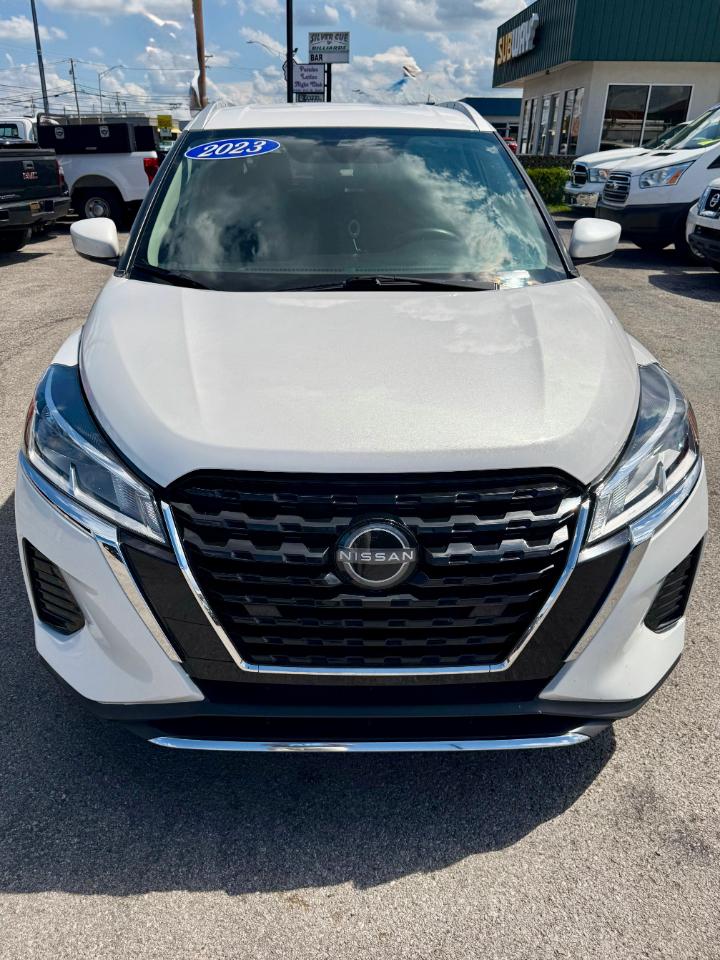 Nissan Kicks SV 2023
