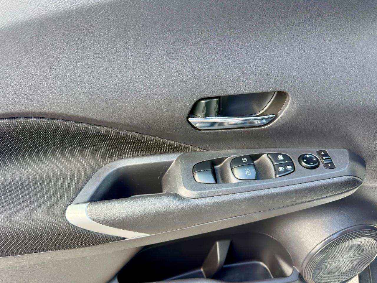 Nissan Kicks SV 2023