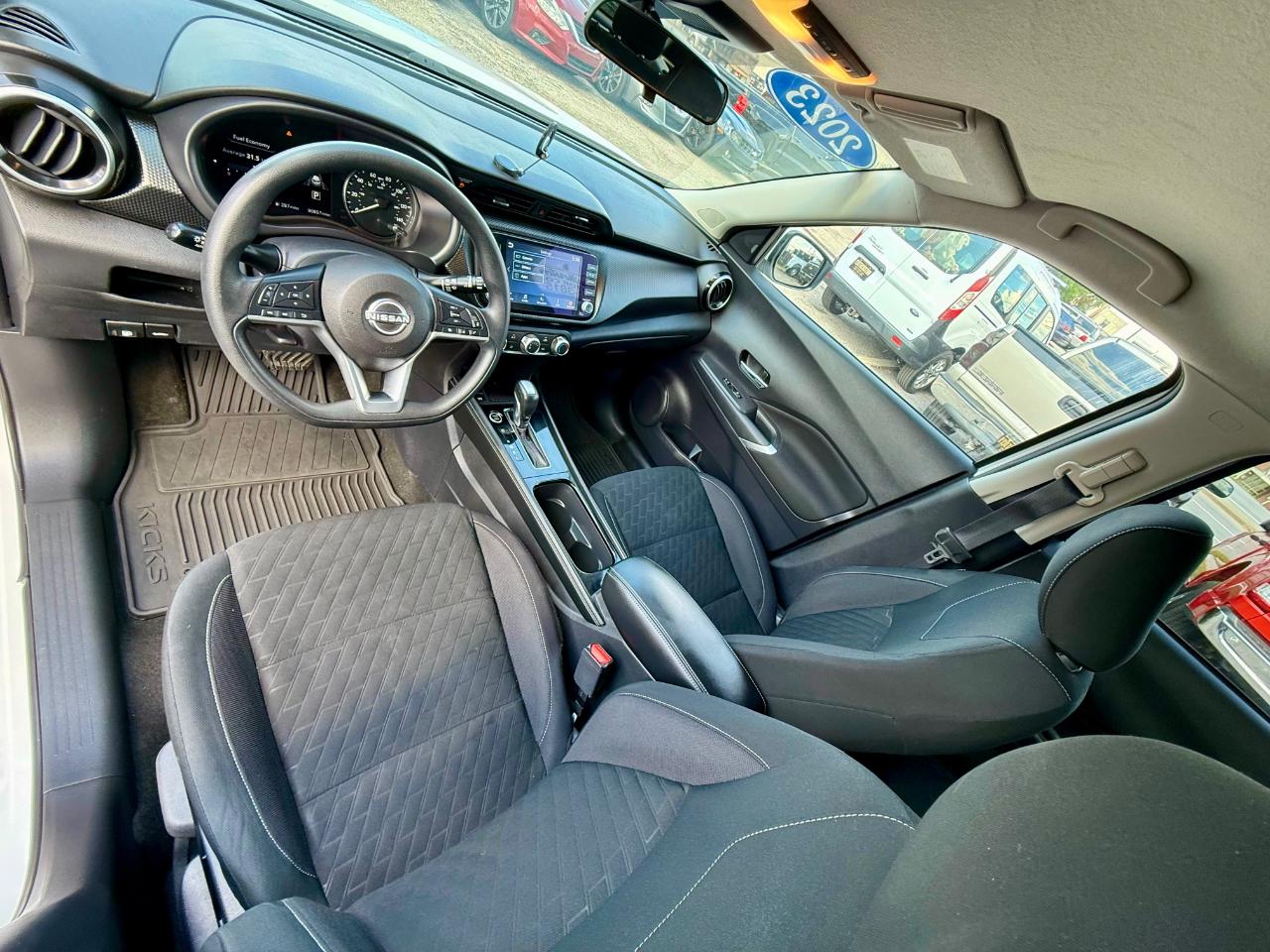 Nissan Kicks SV 2023