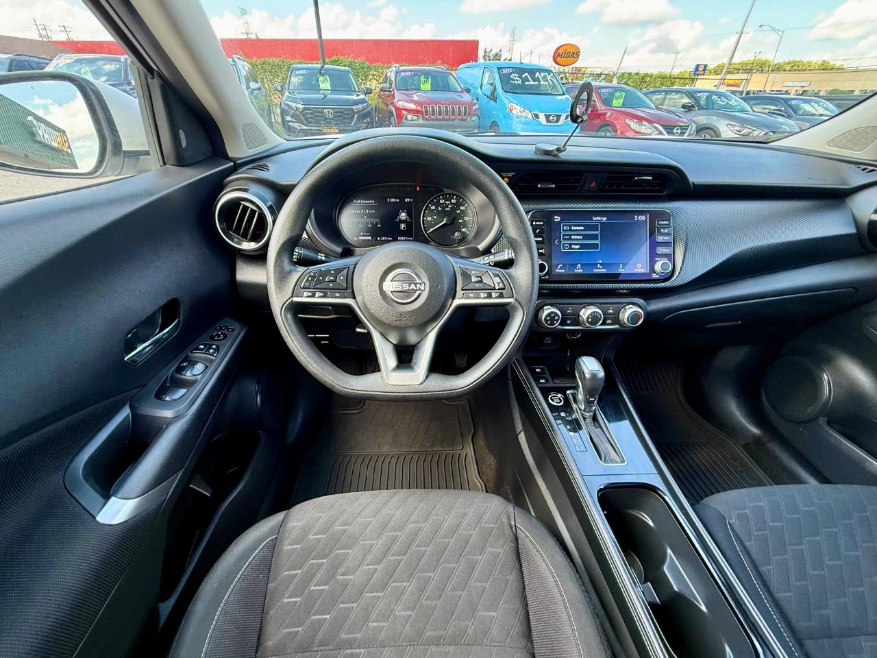 Nissan Kicks SV 2023