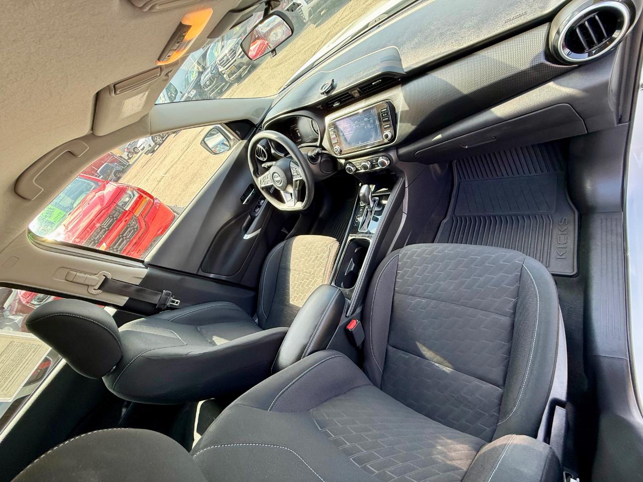 Nissan Kicks SV 2023