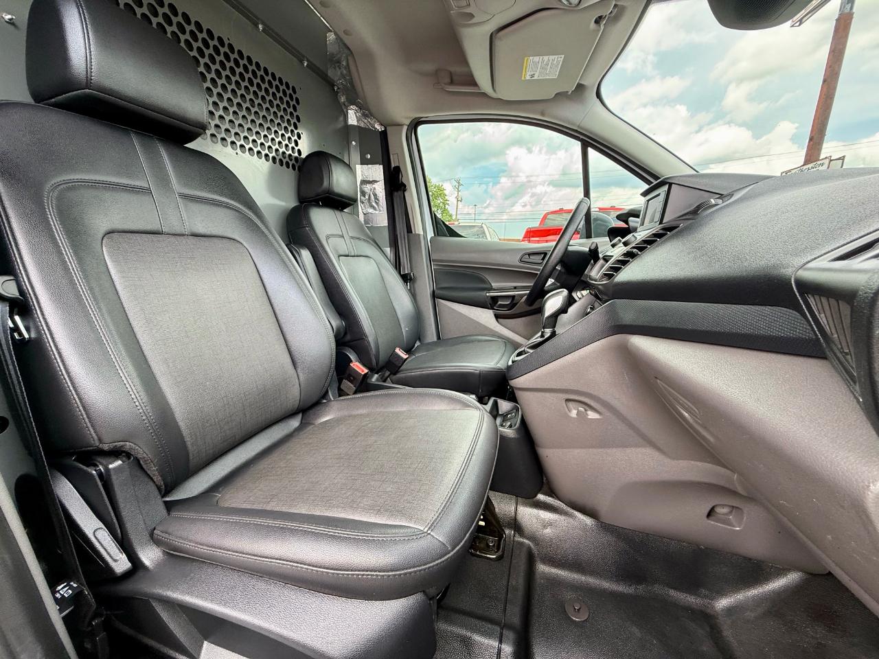 Ford Transit Connect Cargo Van XL LWB 2022