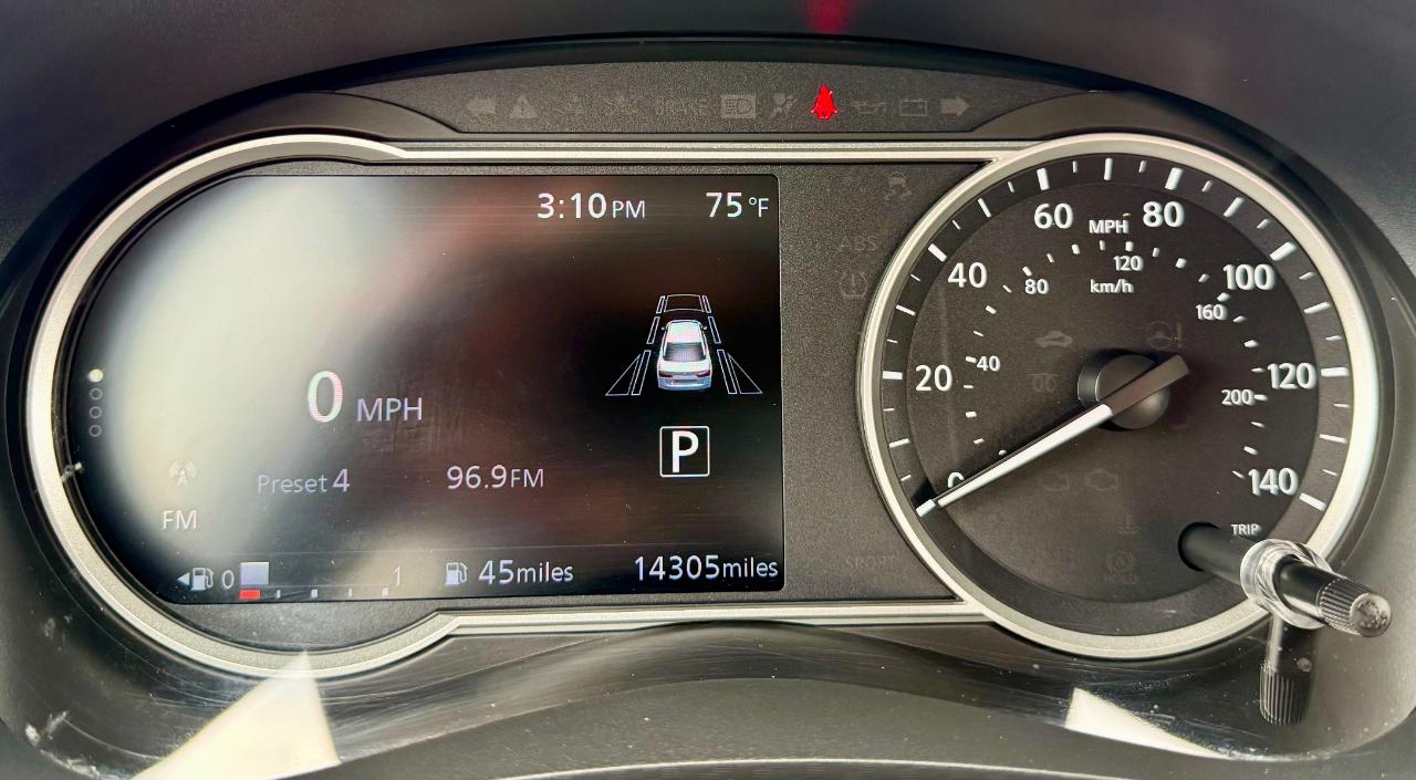 Nissan Versa SV 2022