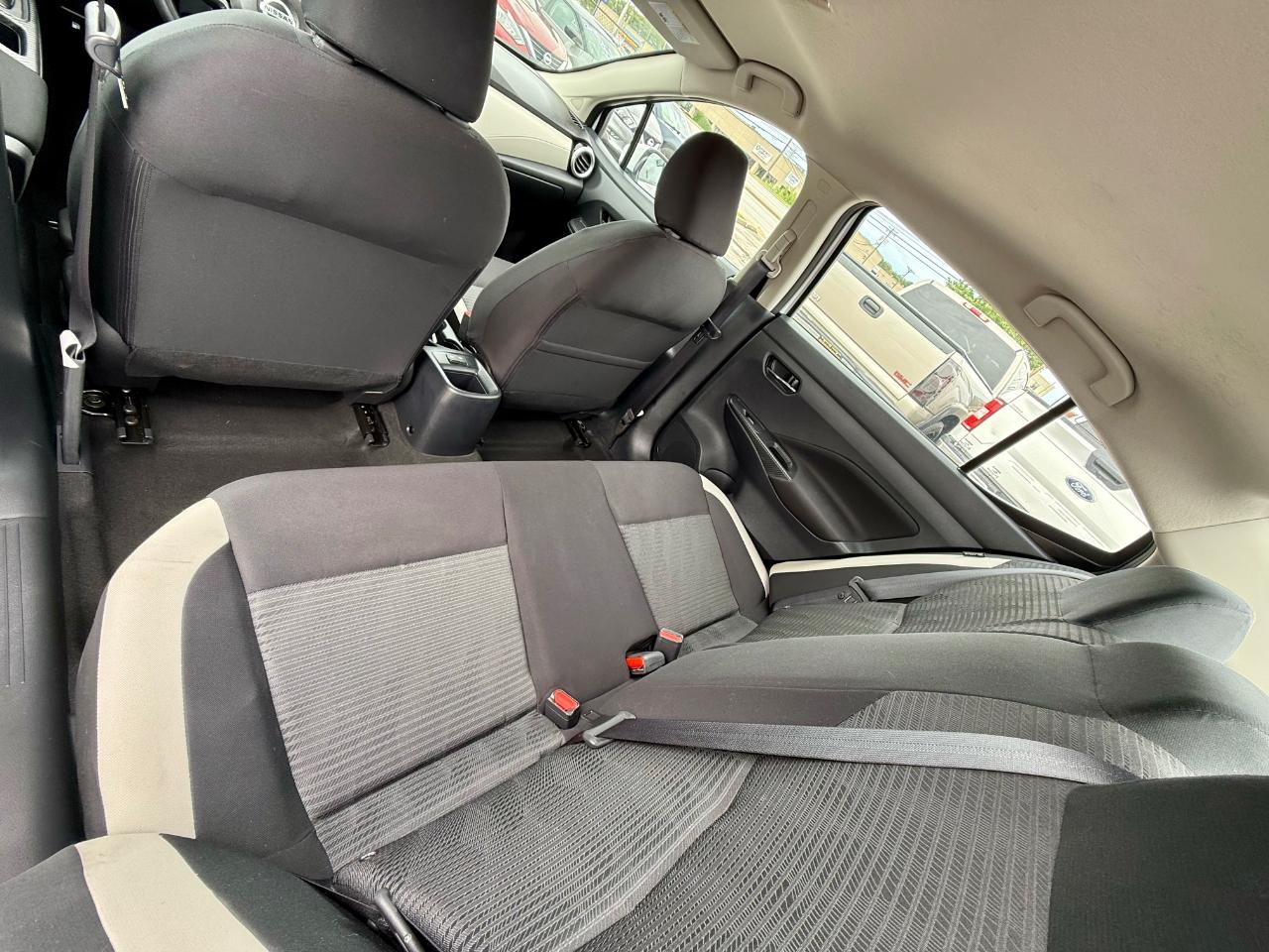 Nissan Versa SV 2022