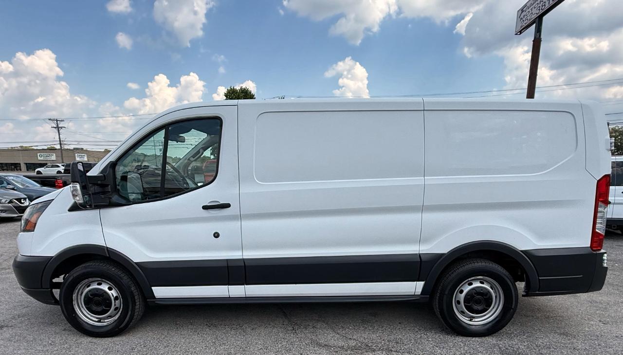 Ford Transit 150 Van Low Roof 60/40 Pass. 130-in. WB 2016
