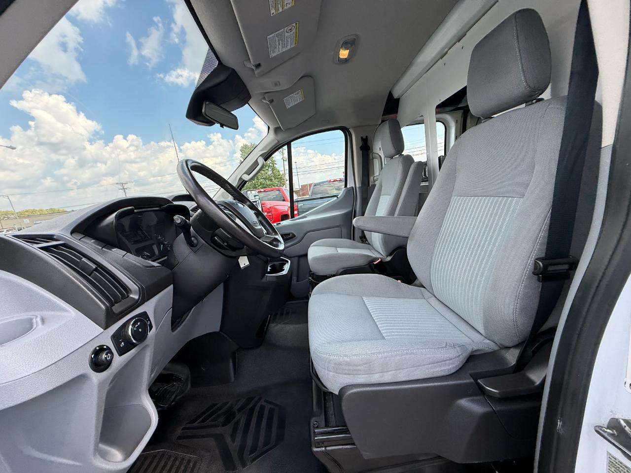Ford Transit 150 Van Low Roof 60/40 Pass. 130-in. WB 2016