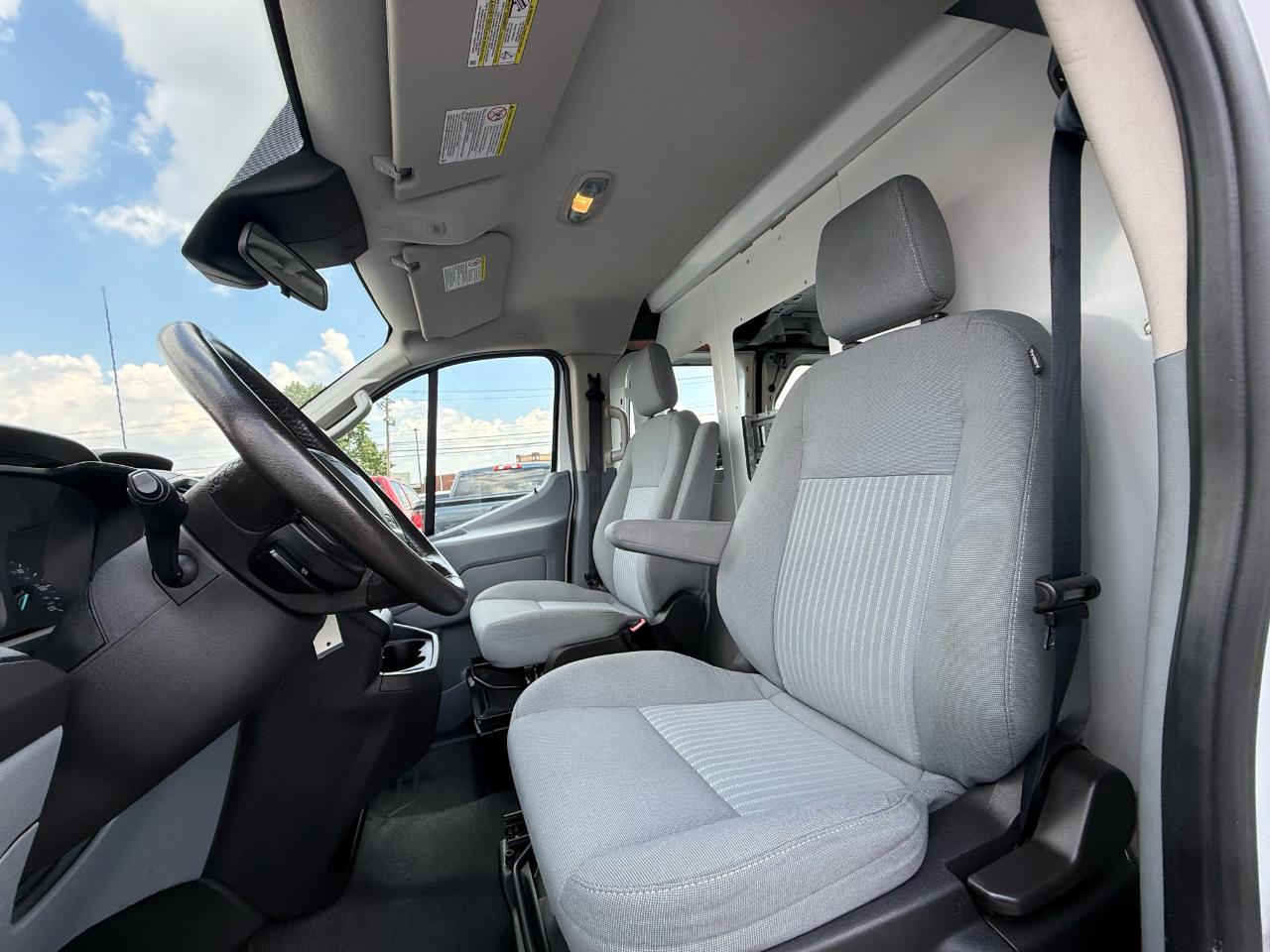 Ford Transit 150 Van Low Roof 60/40 Pass. 130-in. WB 2016