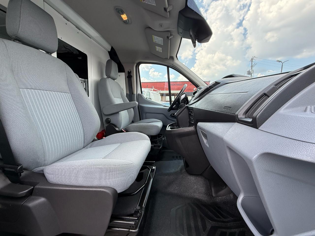 Ford Transit 150 Van Low Roof 60/40 Pass. 130-in. WB 2016