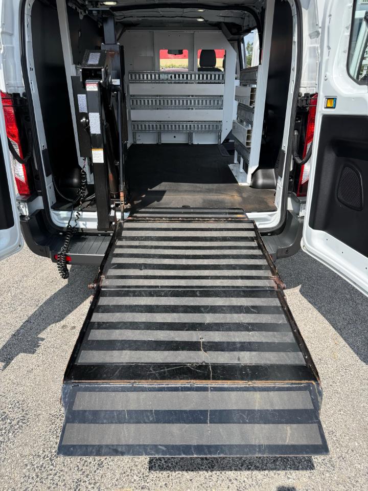 Ford Transit 150 Van Low Roof 60/40 Pass. 130-in. WB 2016