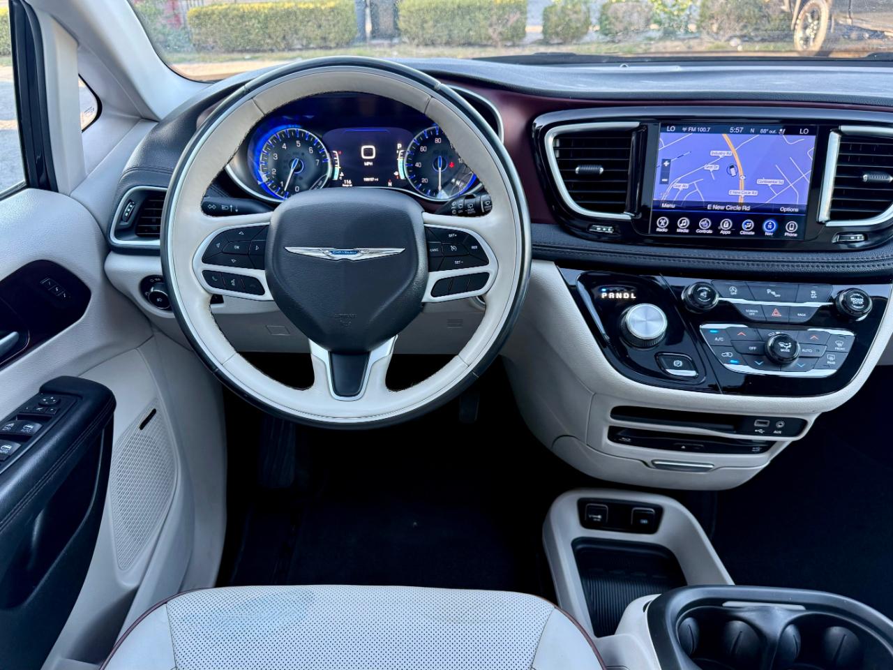 Chrysler Pacifica Limited 2017