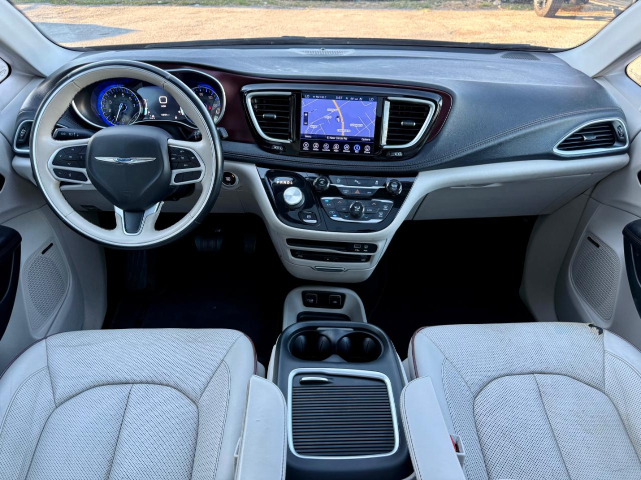 Chrysler Pacifica Limited 2017